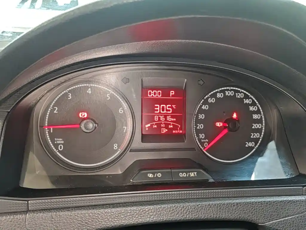Volkswagen Santana — миниатюра 12