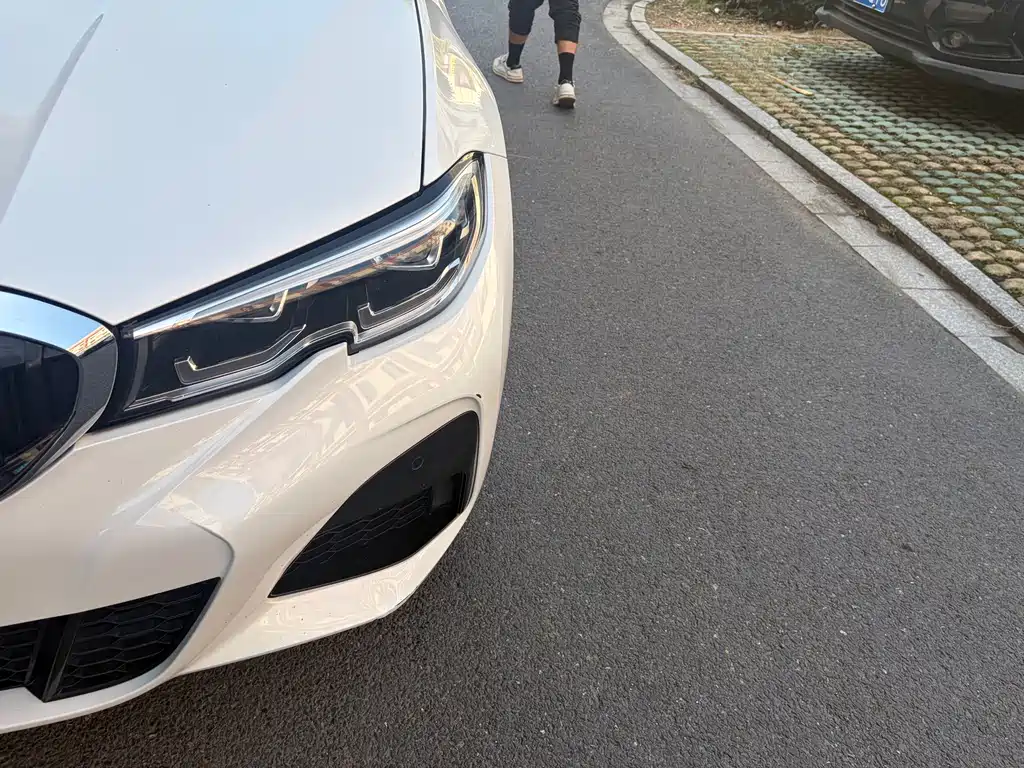 BMW 3 Series — миниатюра 15