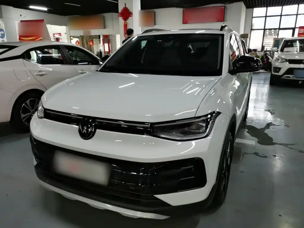 Volkswagen Tharu — миниатюра 2