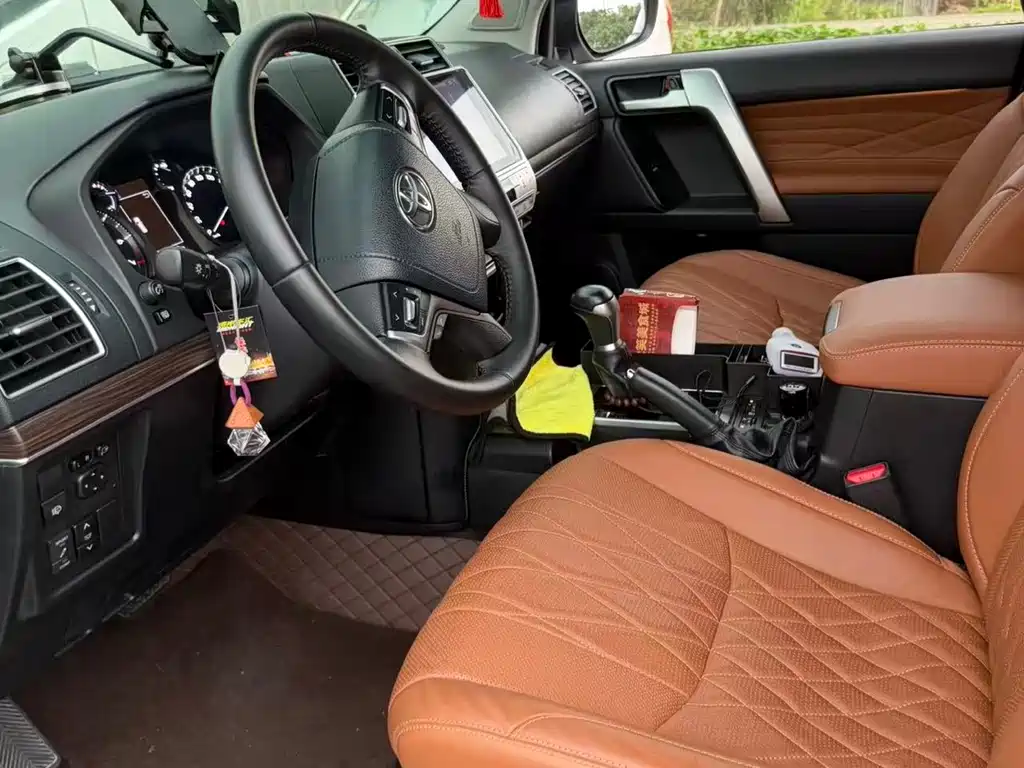 Toyota Prado — миниатюра 10