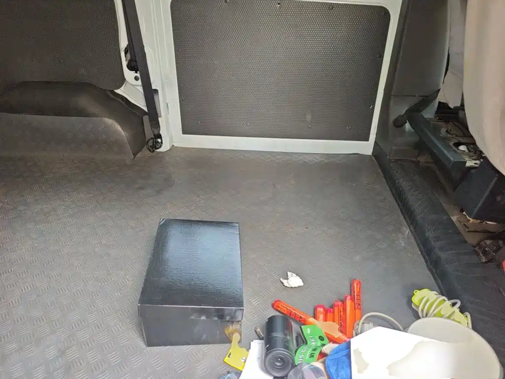 Ford Transit — миниатюра 15