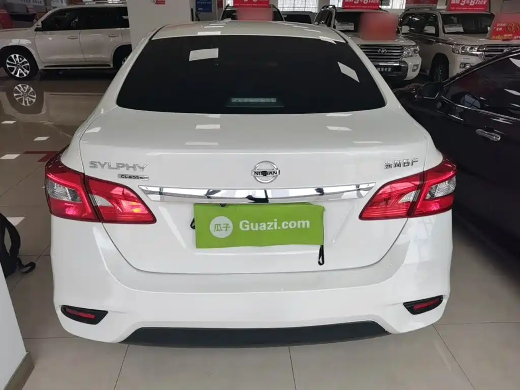 Nissan Sylphy — миниатюра 6