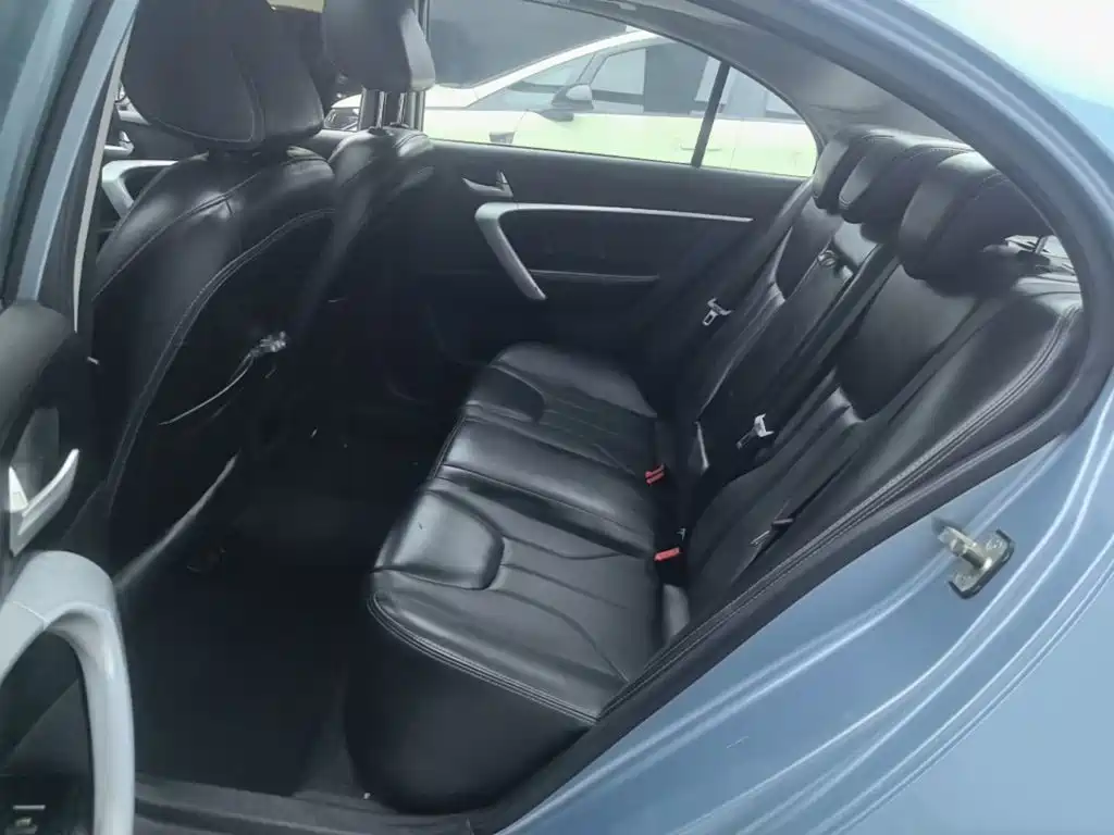 Geely Emgrand — миниатюра 17