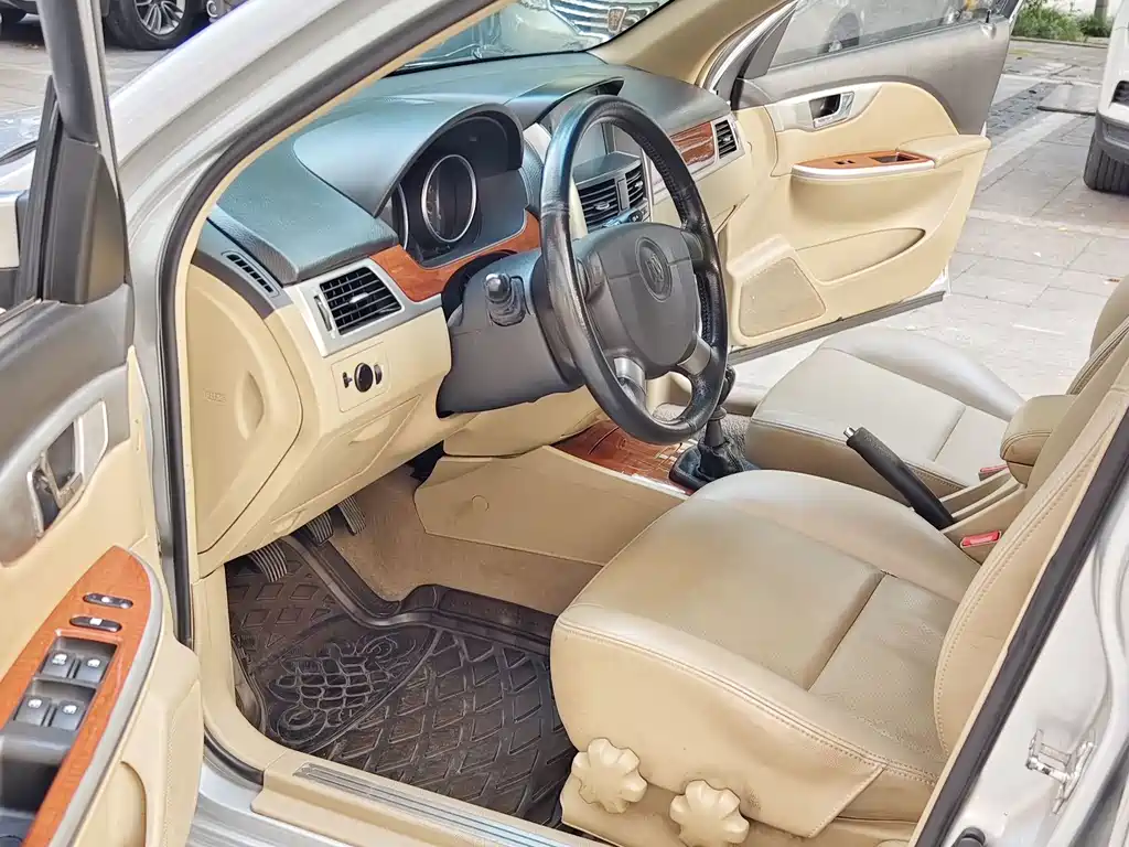 Buick Excelle — миниатюра 7