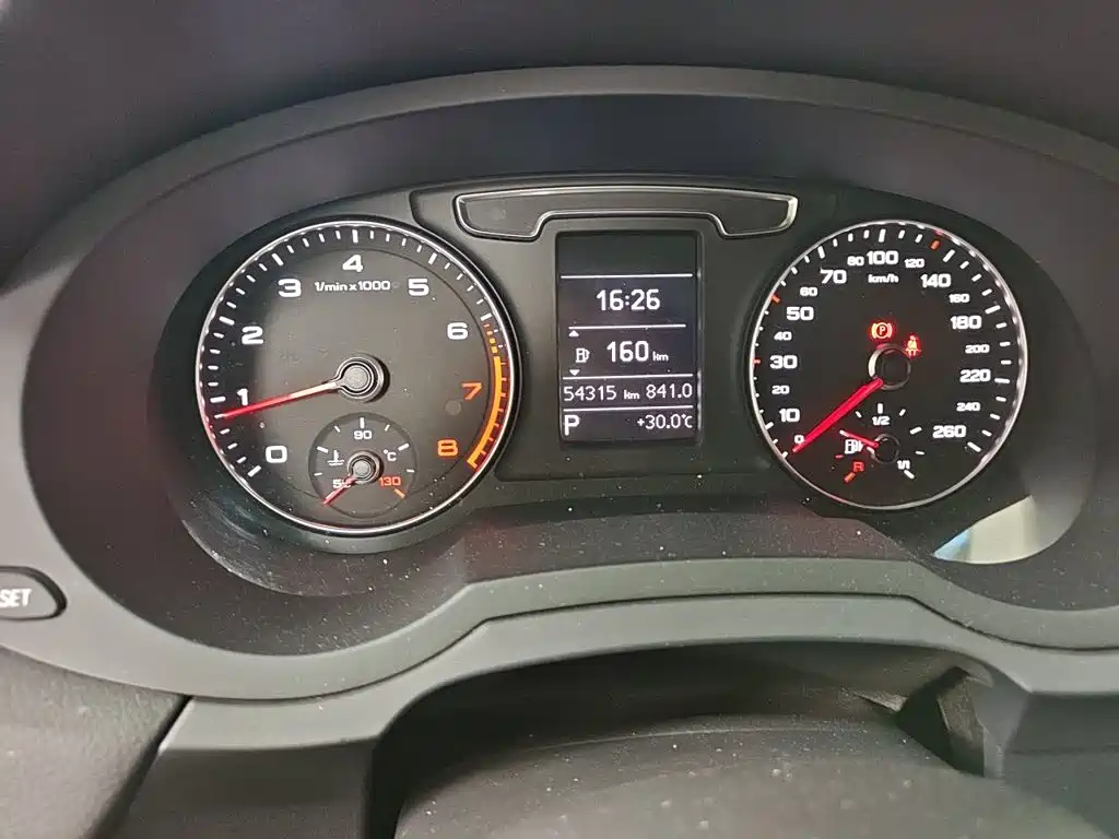 Audi Q3 — миниатюра 8
