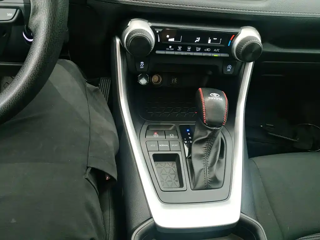 Toyota Wildlander — миниатюра 14