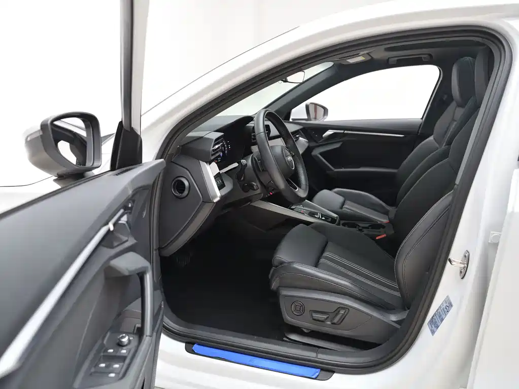Audi A3 — миниатюра 10