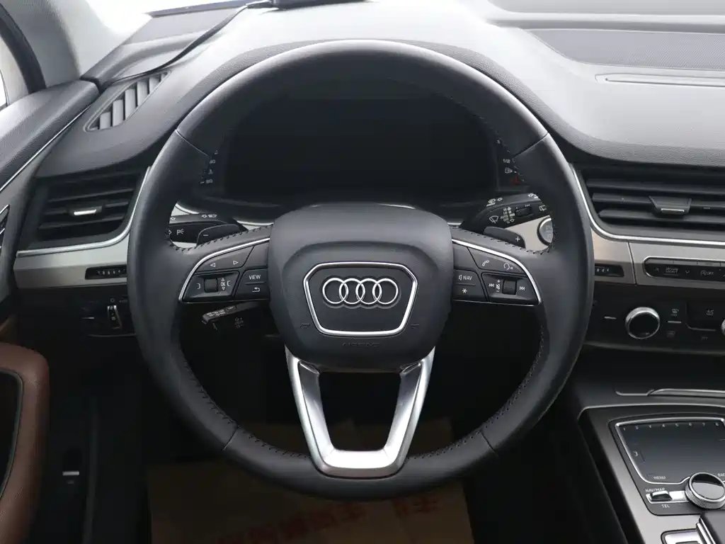 Audi Q7 2016 40 TFSI S line Sport