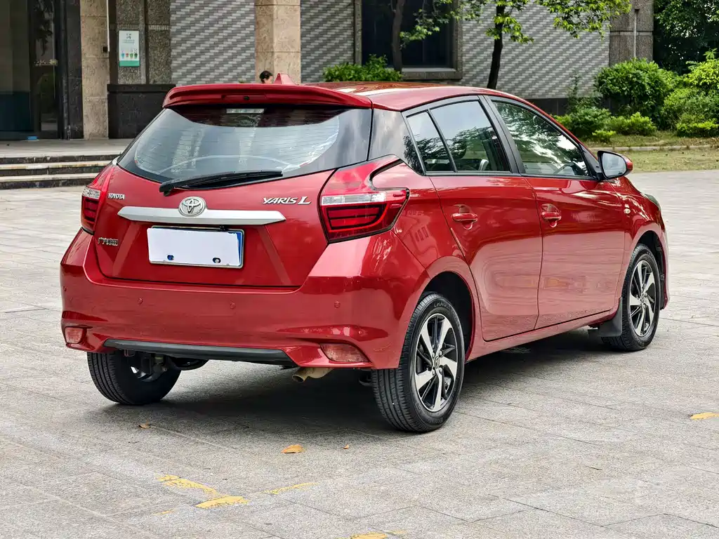 Toyota Yaris L — миниатюра 16