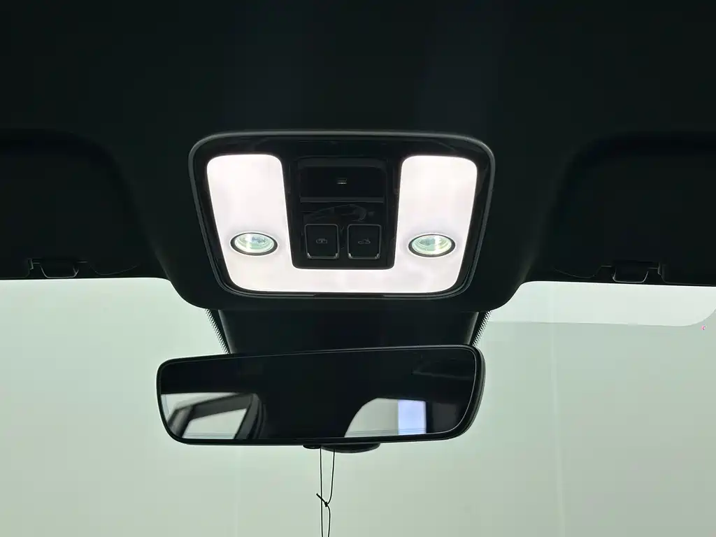 Li Auto Li ONE — миниатюра 24