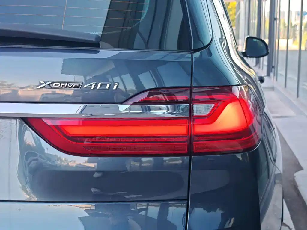 BMW X7 — миниатюра 10
