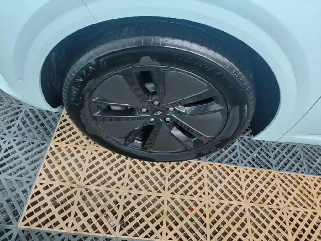 Li Auto Li L6 — миниатюра 23