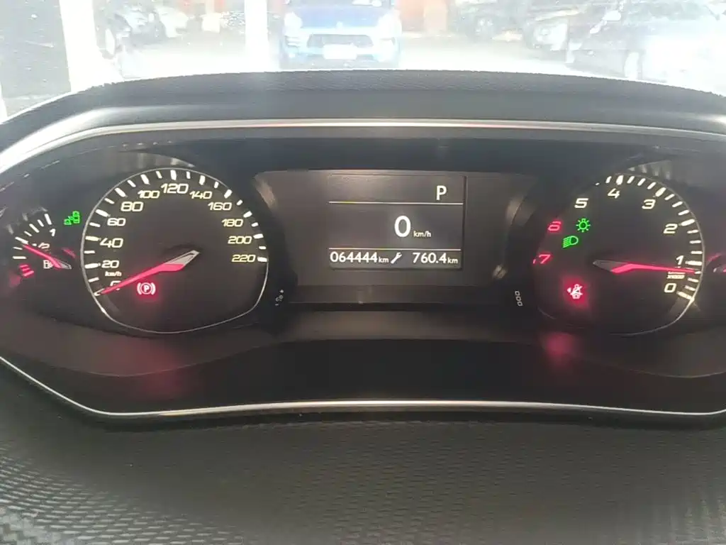Peugeot 308 — миниатюра 12