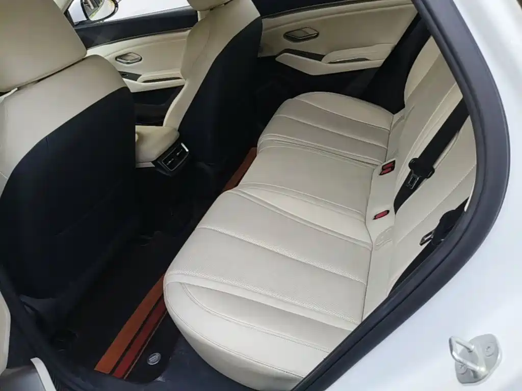 BYD Qin L — миниатюра 17