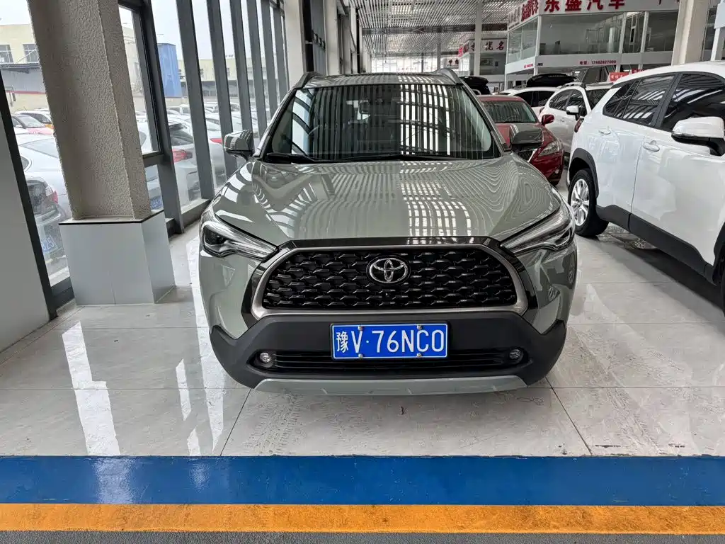 Toyota Corolla Cross — миниатюра 2