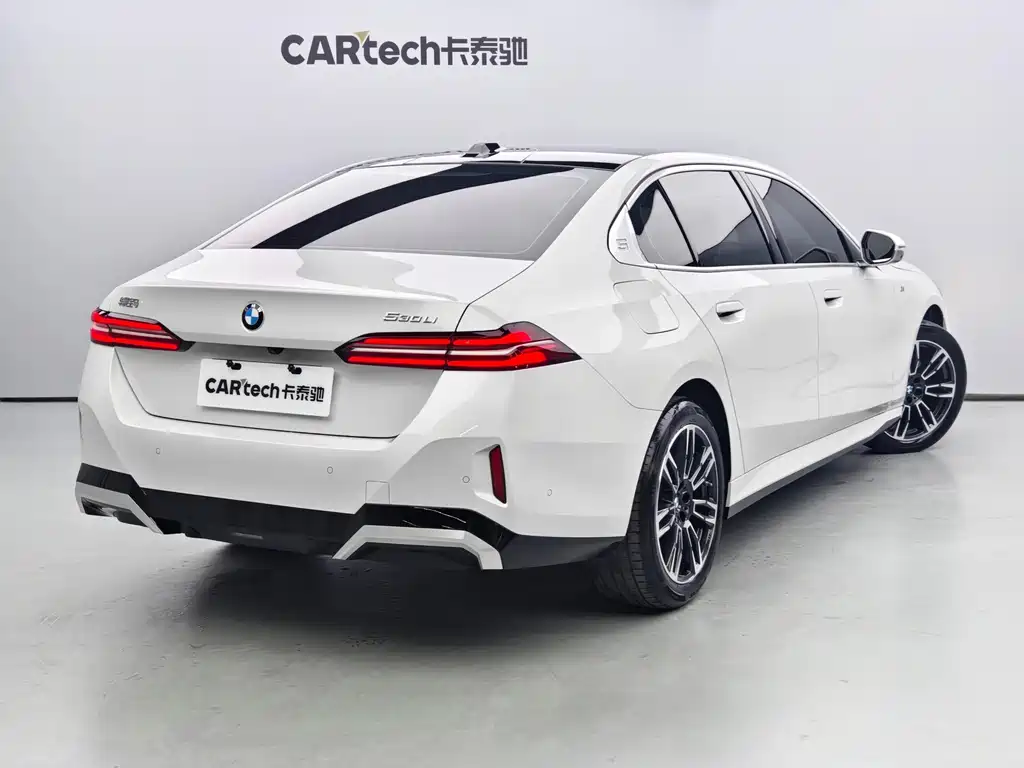 BMW 5 Series 5 2024 530Li Lead M Sport