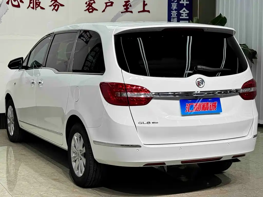 Buick GL8 — миниатюра 4