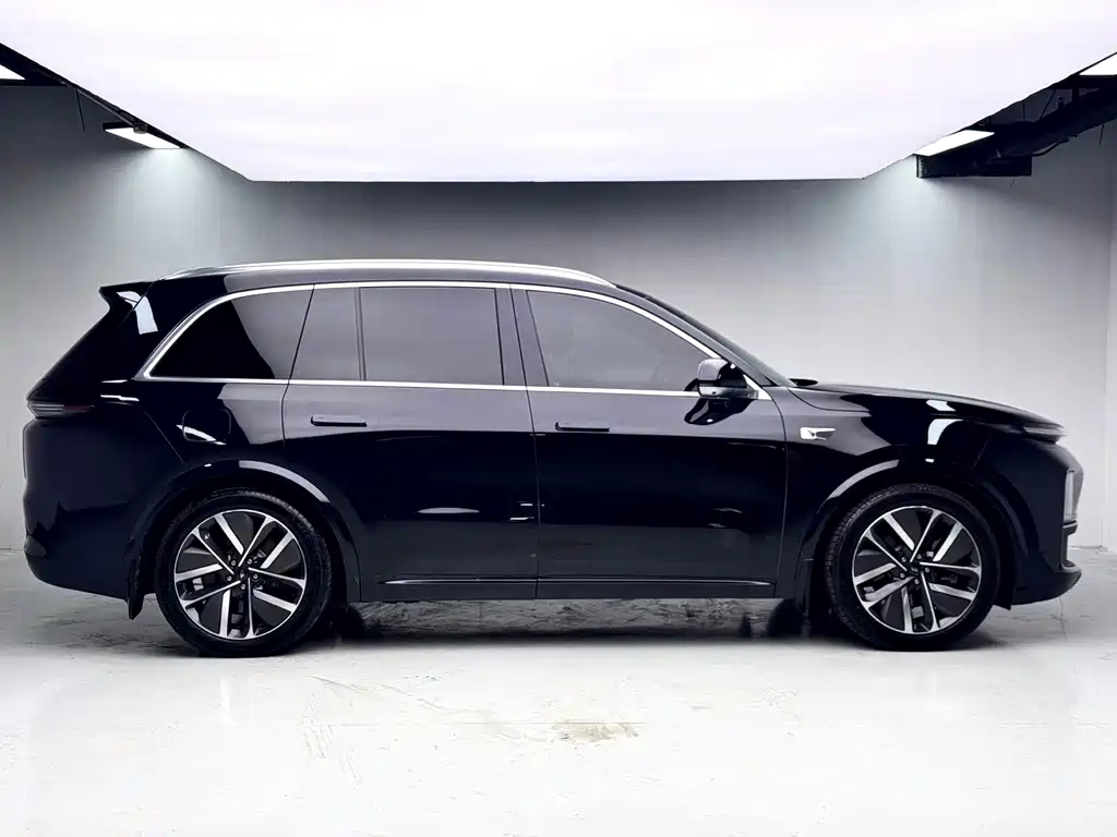 Li Auto Li L8 — миниатюра 16