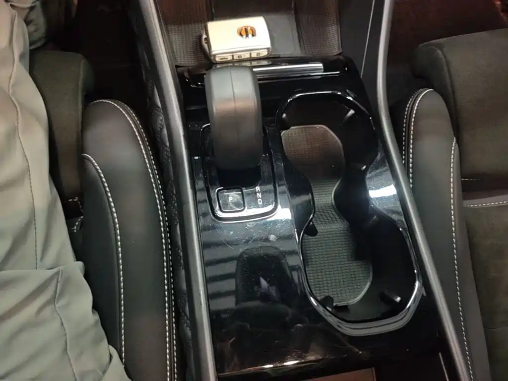 Volvo C40 — миниатюра 14