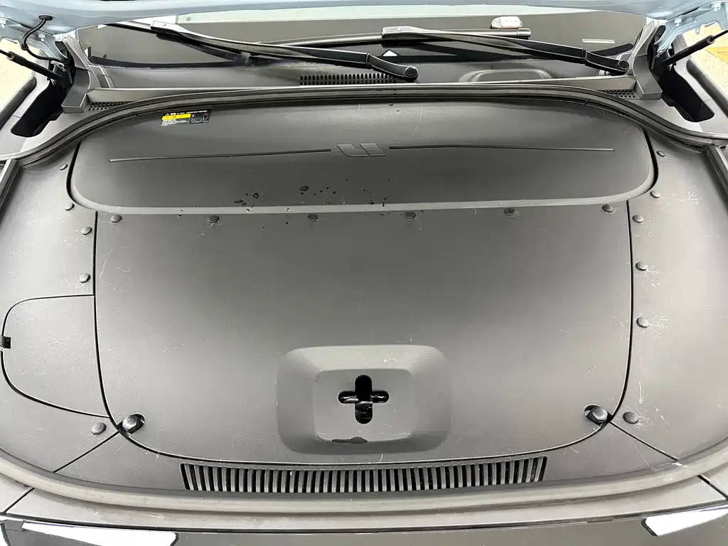 Li Auto Li ONE — миниатюра 32