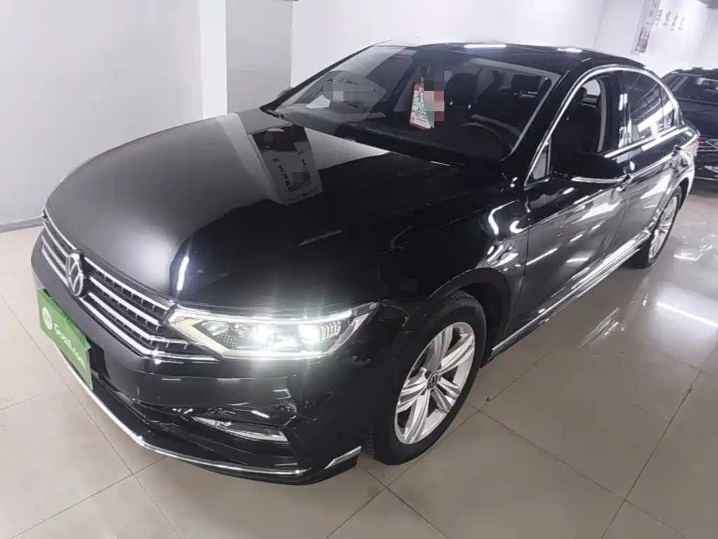 Volkswagen Magotan — миниатюра 2