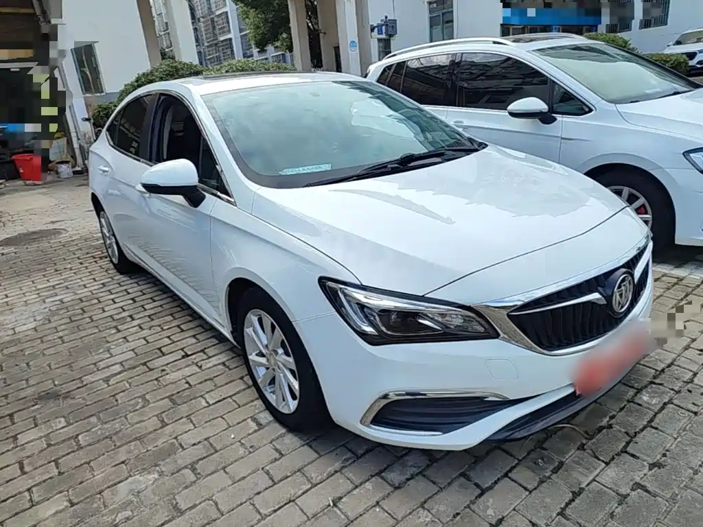 Buick Verano — миниатюра 4
