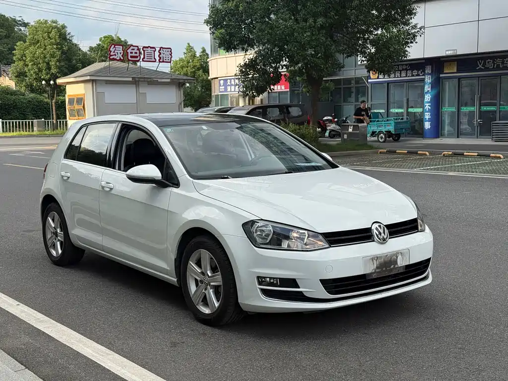 Volkswagen Golf — миниатюра 3