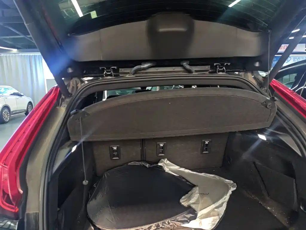 Cadillac XT4 — миниатюра 19