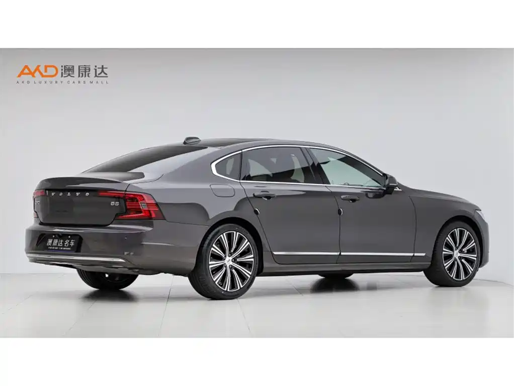 Volvo S90 — миниатюра 3