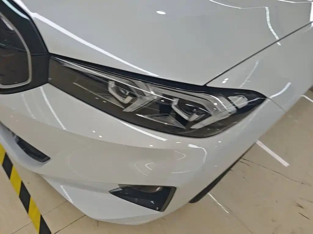 BMW i3 — миниатюра 24