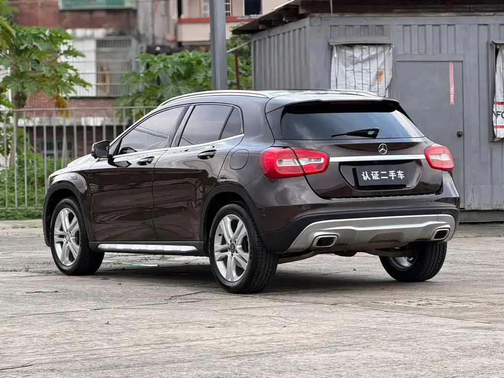 Mercedes-Benz GLA — миниатюра 18