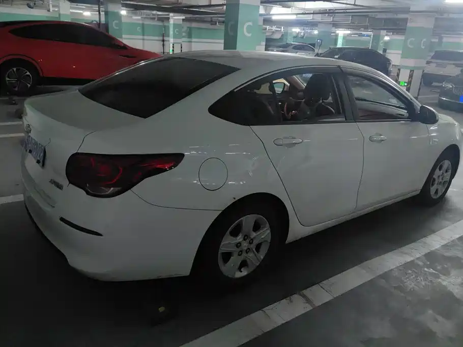 Chevrolet Cavalier — миниатюра 3