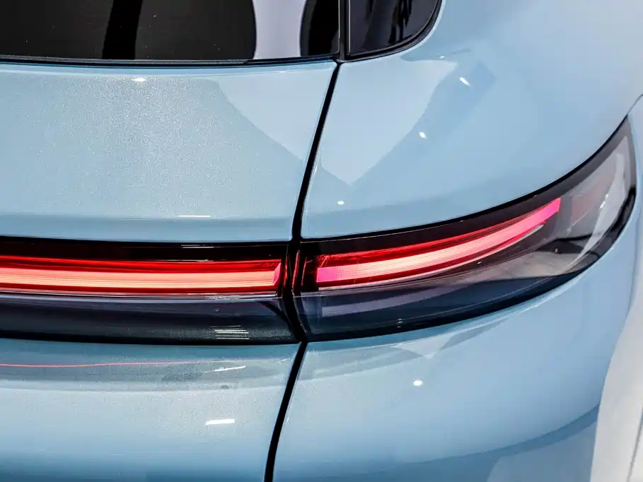 Li Auto Li L8 — миниатюра 28
