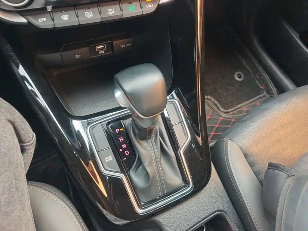 Kia Sportage — миниатюра 14