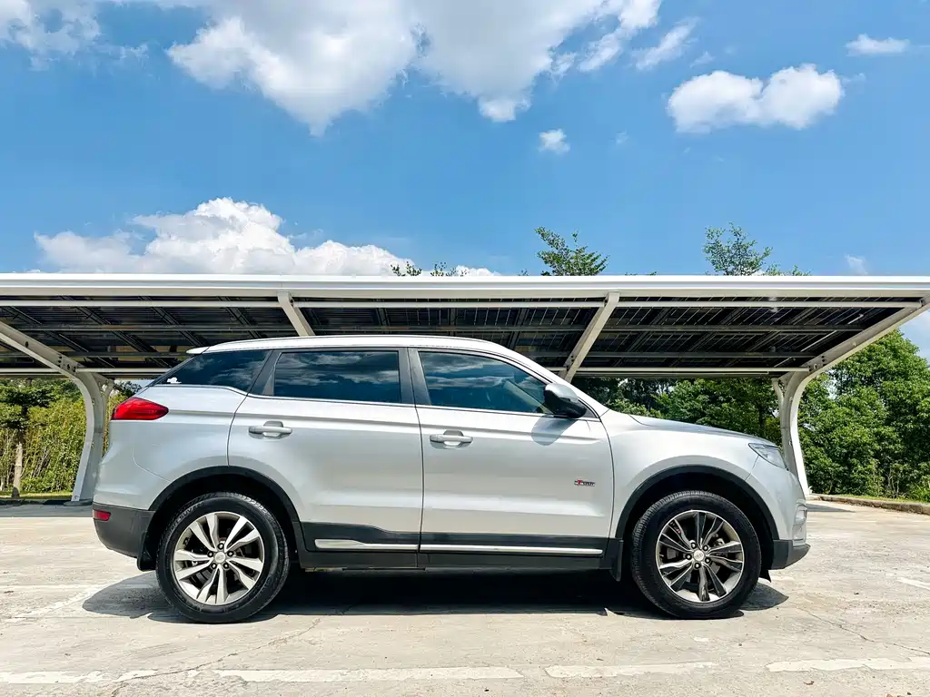 Geely Boyue — миниатюра 4