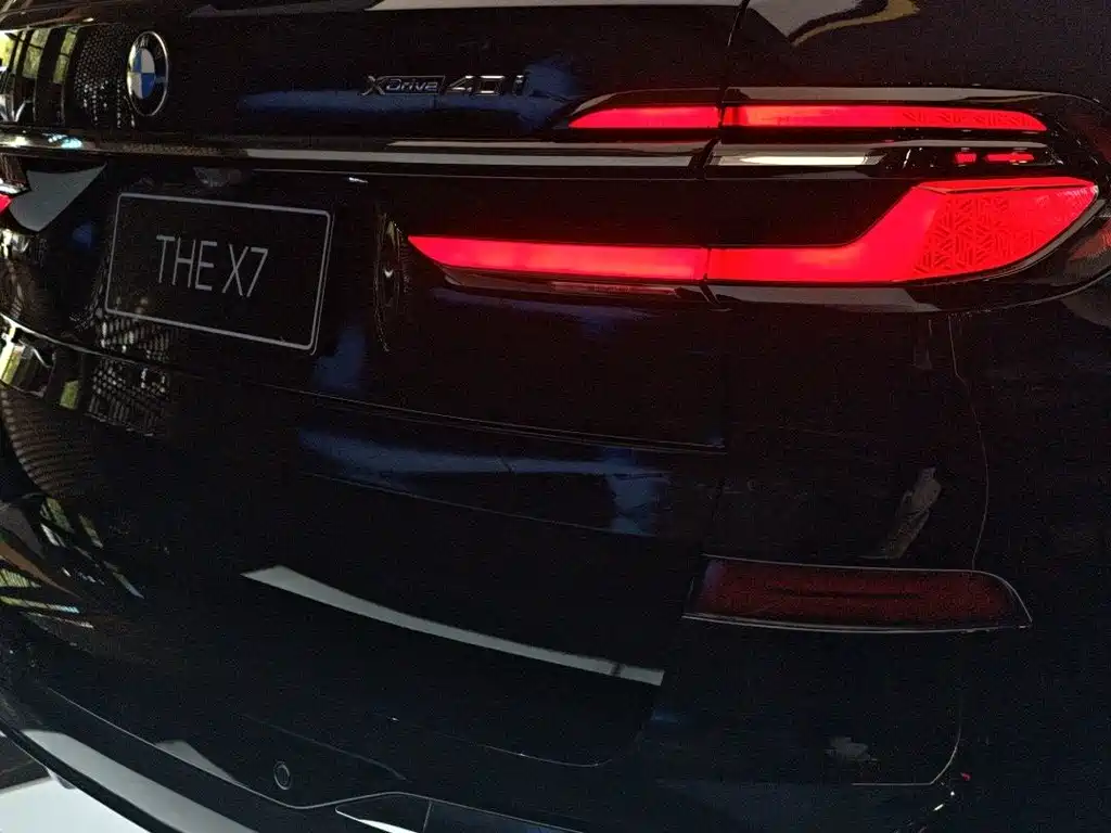 BMW X7 — миниатюра 9