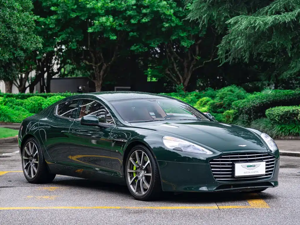 Aston Martin Rapide — миниатюра 3
