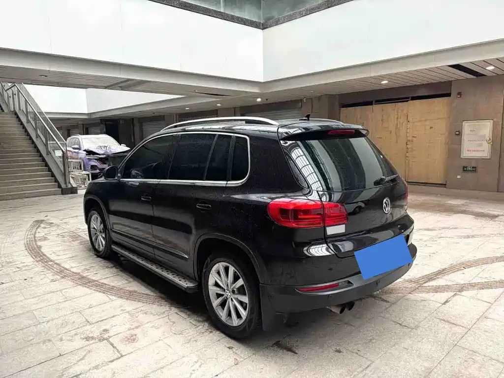 Volkswagen Tiguan — миниатюра 5