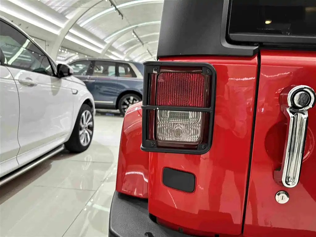 Jeep Wrangler — миниатюра 29