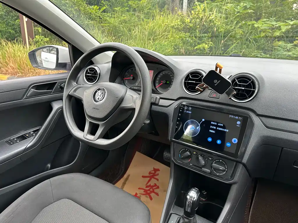 Volkswagen Jetta — миниатюра 11