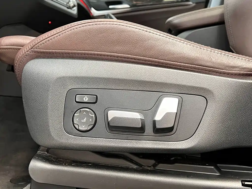 BMW X3 — миниатюра 15