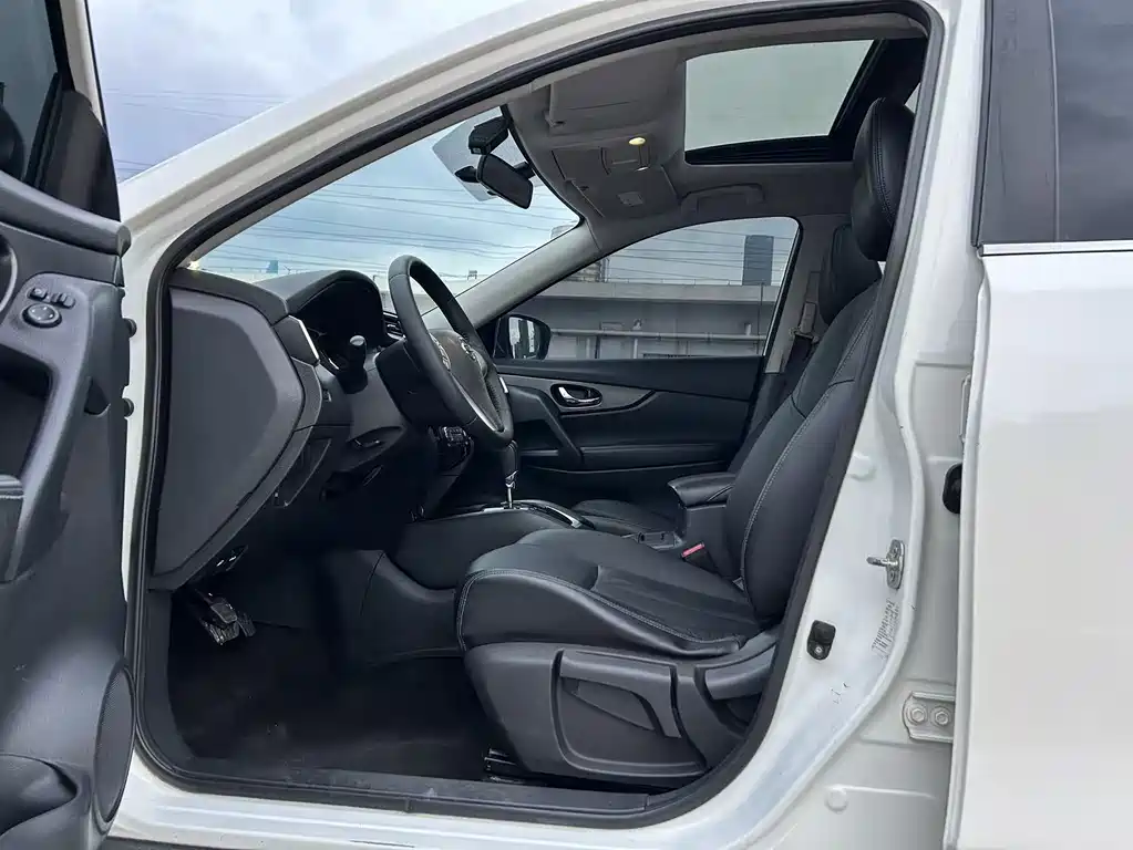 NISSAN QIJUN