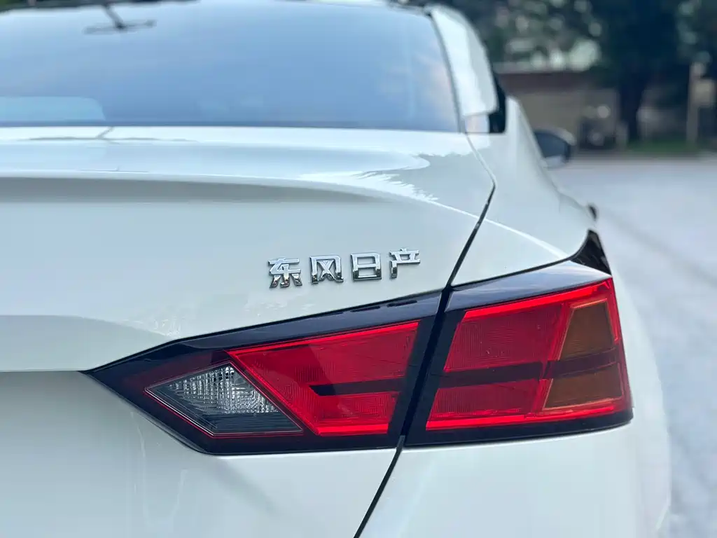 Nissan Teana — миниатюра 5