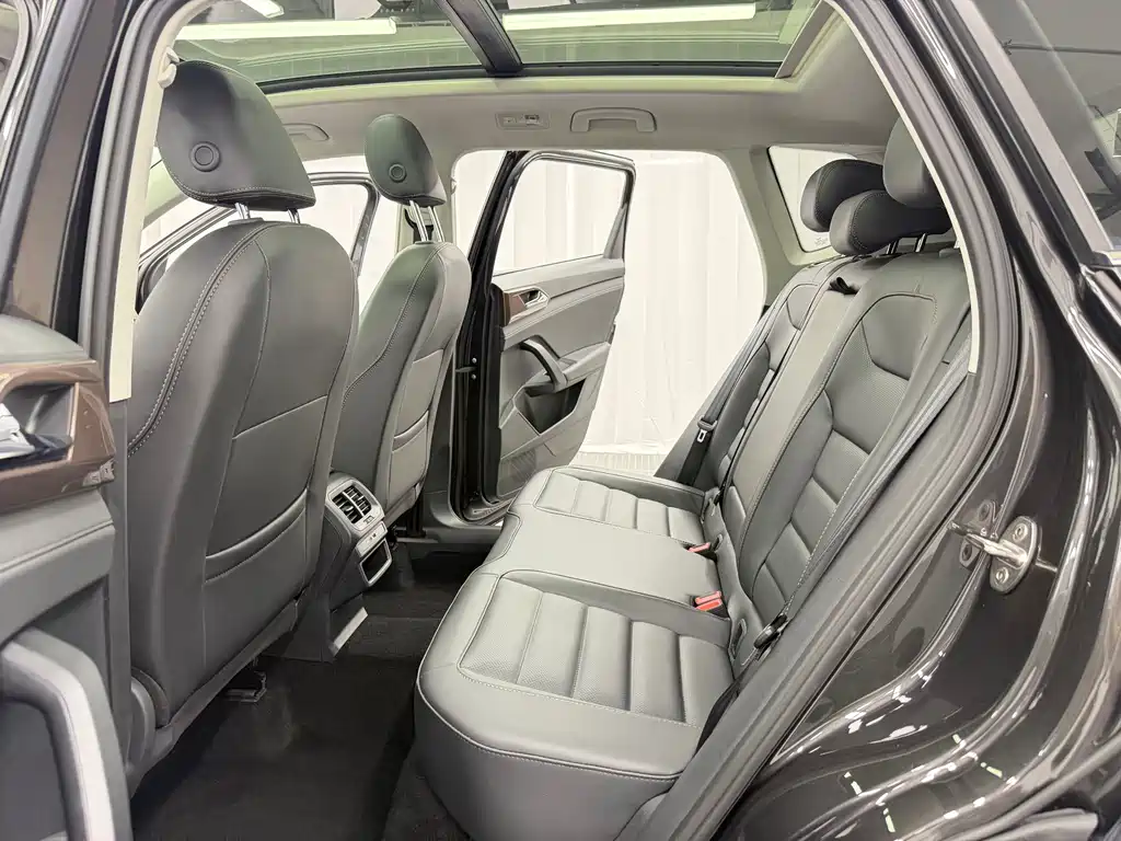 Volkswagen Tharu — миниатюра 10