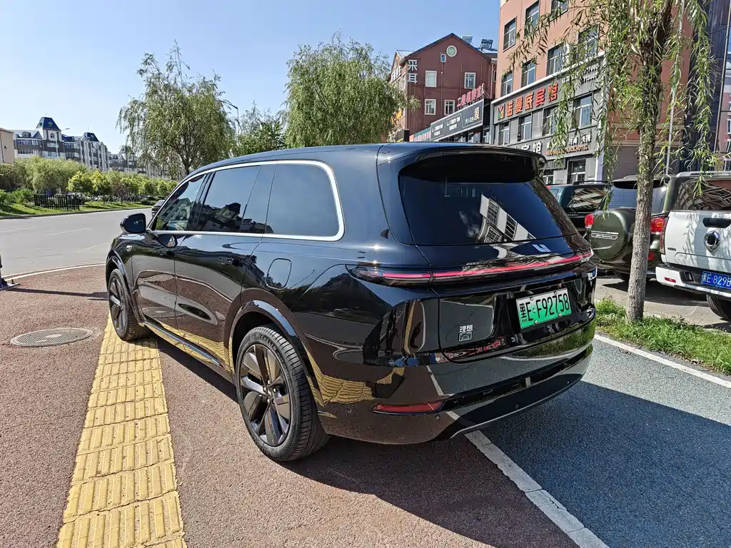 Li Auto Li L9 — миниатюра 4