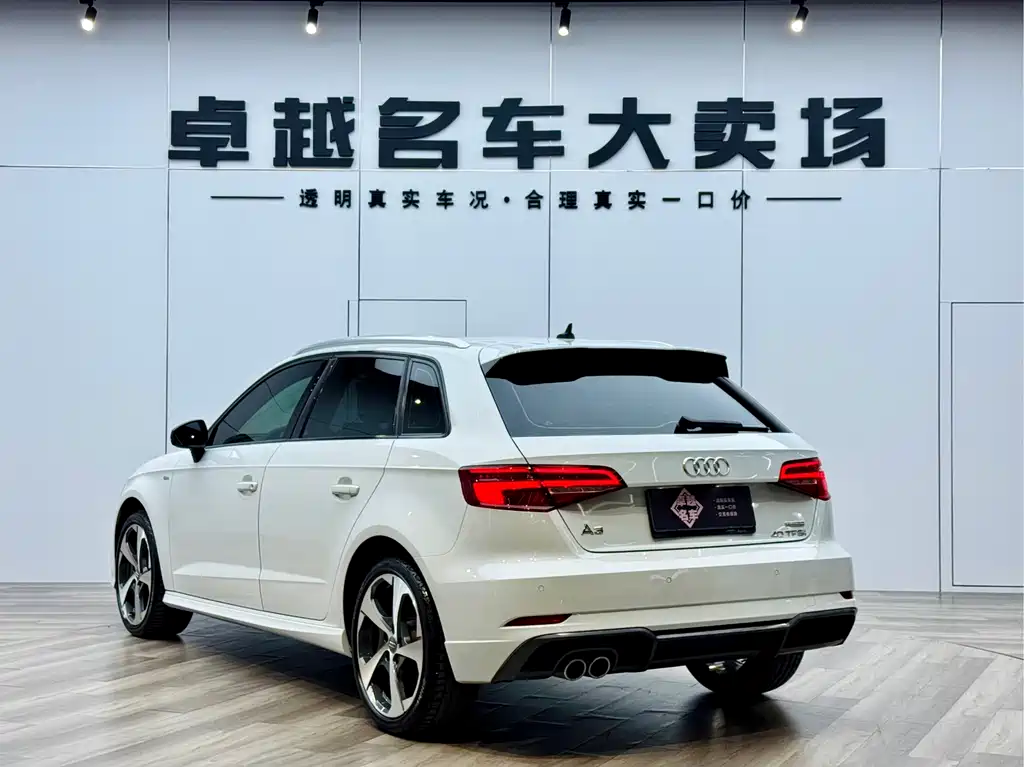 Audi A3 2019 Sportback 35 TFSI Sport VI