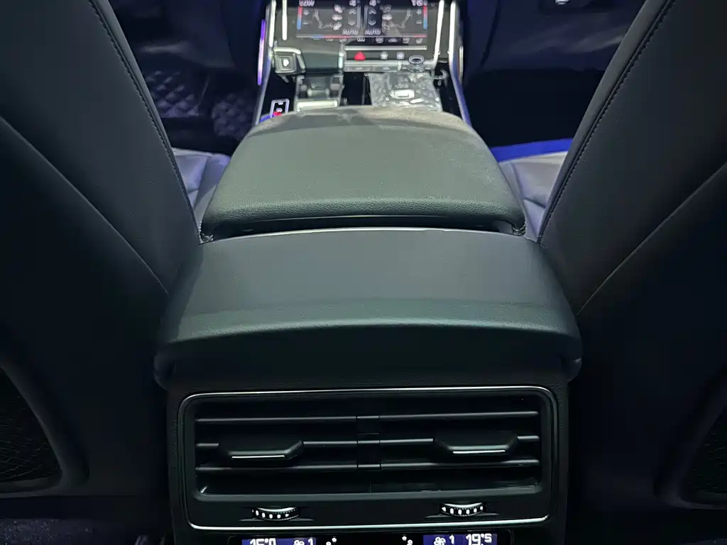 Audi Q7 — фотографии объявления, Фото 13