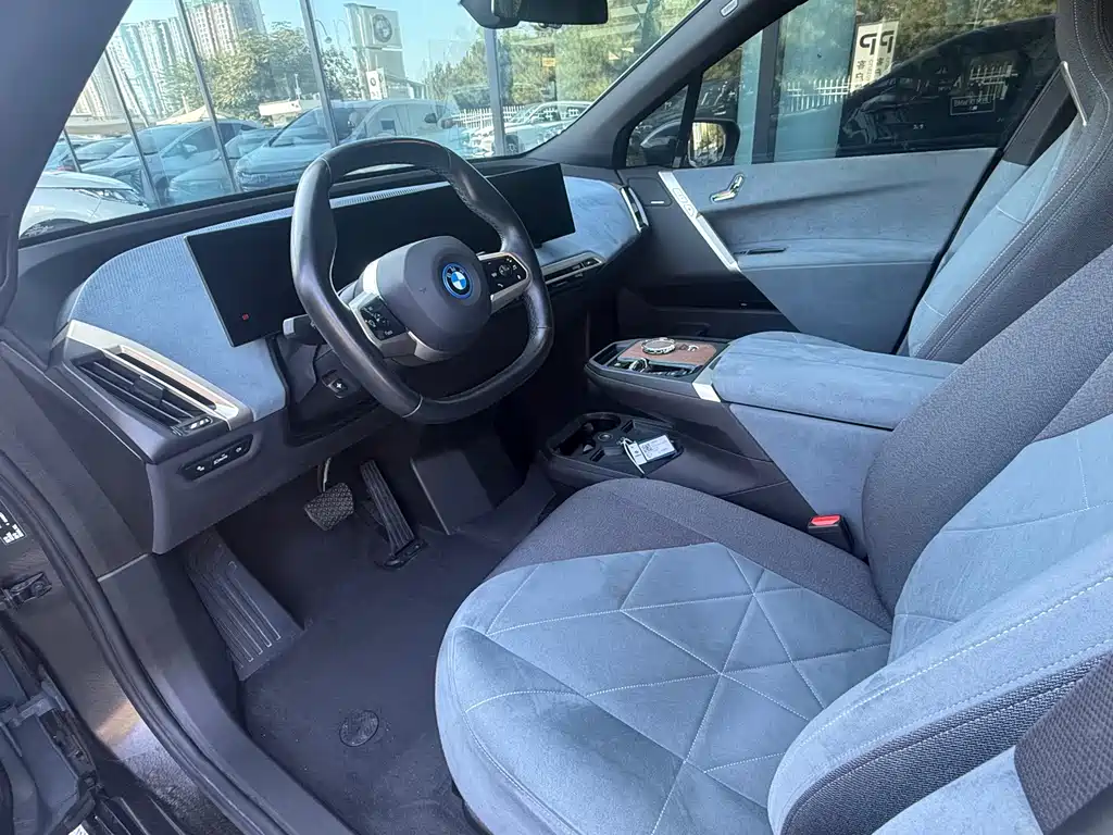 BMW iX — миниатюра 4