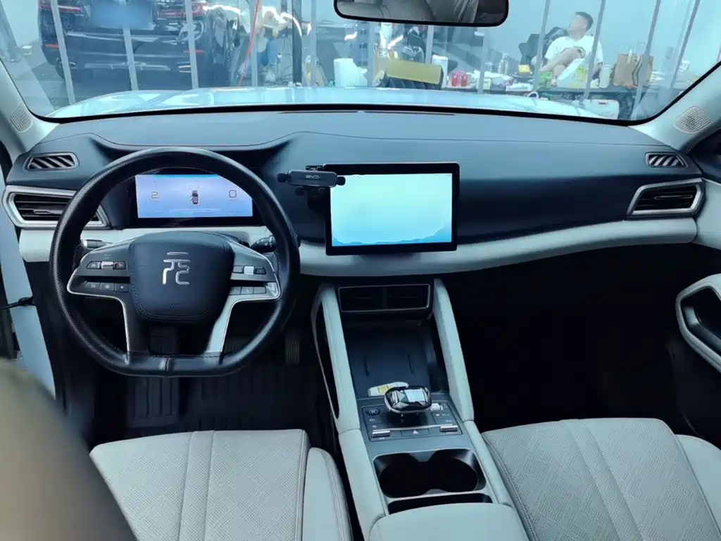 BYD Yuan UP — миниатюра 10