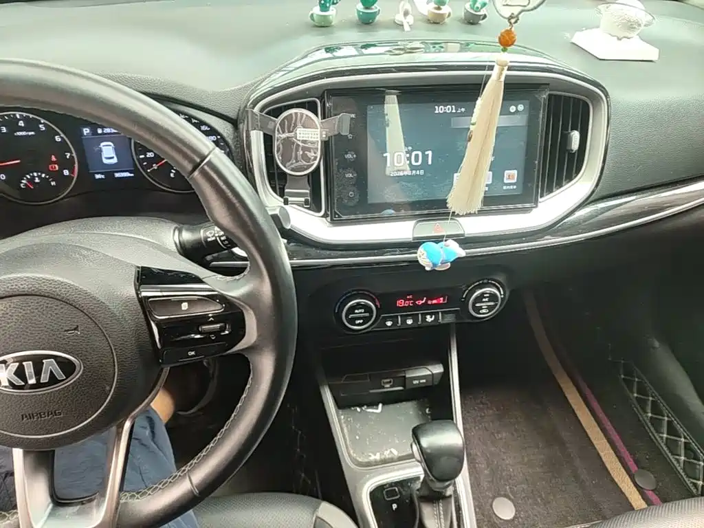 Kia KX1 — миниатюра 13